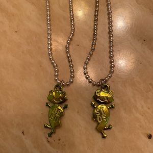 Best Bud Necklace 🐸